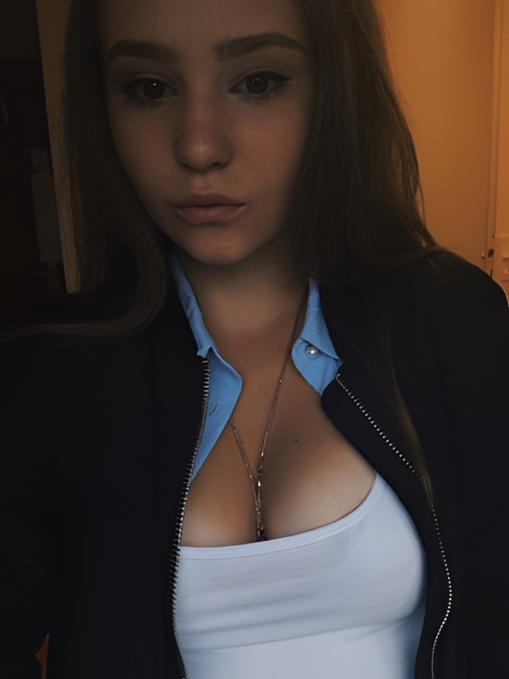 Евлалия привлекальеная девушка из Мытищ цена от 2500 руб