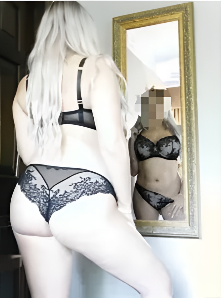 Инга привлекальеная девушка из Мытищ цена от 2500 руб