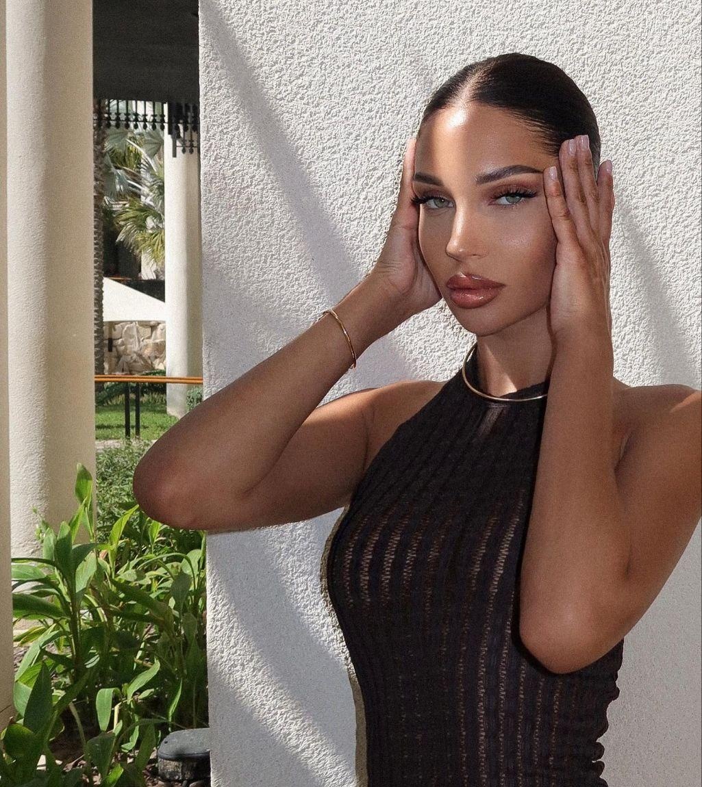 Марианна привлекальеная девушка из Мытищ цена от 4000 руб