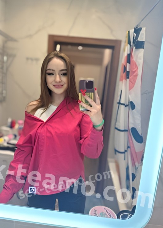 Арина привлекательная девушка из Мытищ цена от 2000 руб