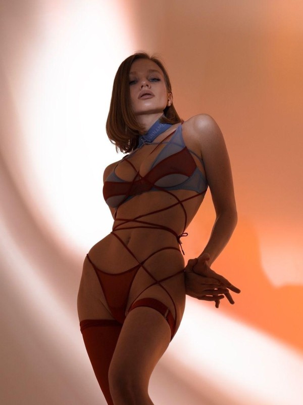 Ева привлекательная девушка из Мытищ цена от 8000 руб